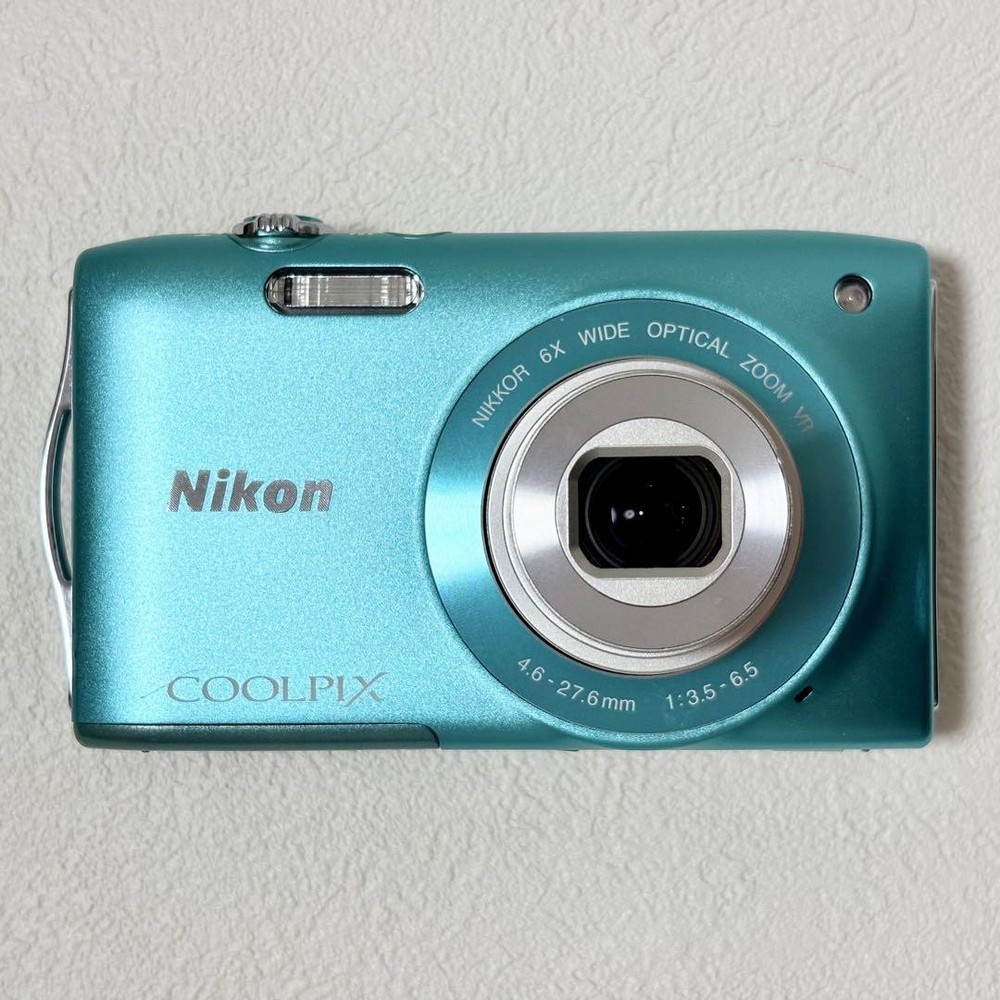 Nikon Coolpix S3300 Digital Camera in Mint Green  
