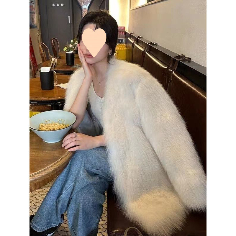Eco-Friendly Women's Mink Fur Coat Medium Long Top Style