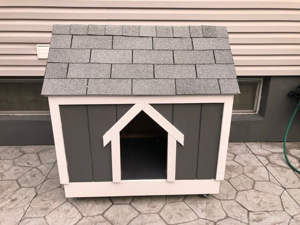 12HR Flash Sale Custom Large Dog House with Rot-Proof Base for Animal Shelters-image