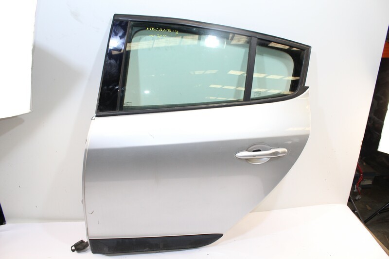 Door rear left Renault Megane III Berlina 5 P 2008 1419860