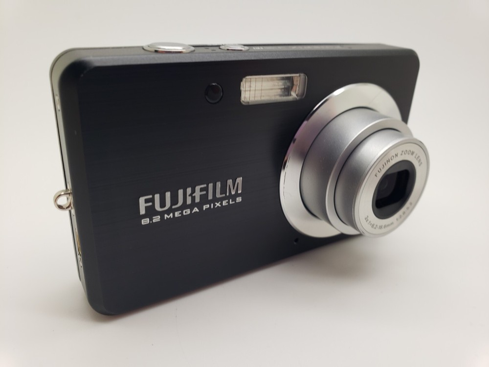 Superb Condition Fujifilm FinePix J15fd 8.2MP Digital Camera with Box Working