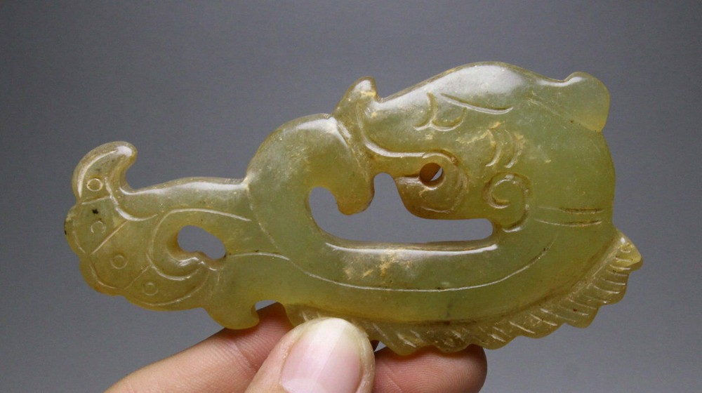 10CM Hongshan Culture Hetian Jade Dragon Animal Pendant Carving
