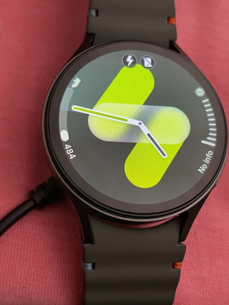 Galaxy Watch 7 44mm LTE Smartwatch with Cellular Connectivity