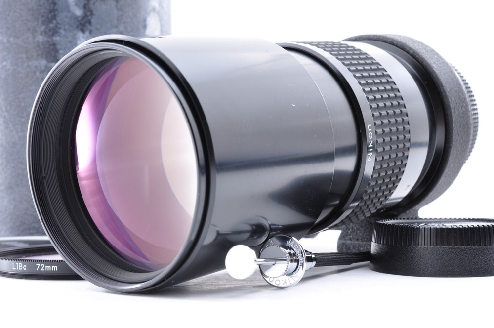 Nikon Ai Nikkor 300mm F4.5 Manual Focus Lens in Excellent Condition with Case from Japan
