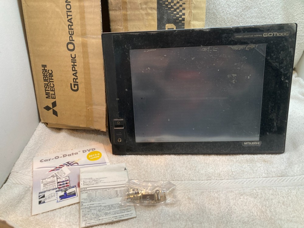 Mitsubishi Electric GT2710 VTBA  Graphic Operation Terminal GOT1000 For Parts