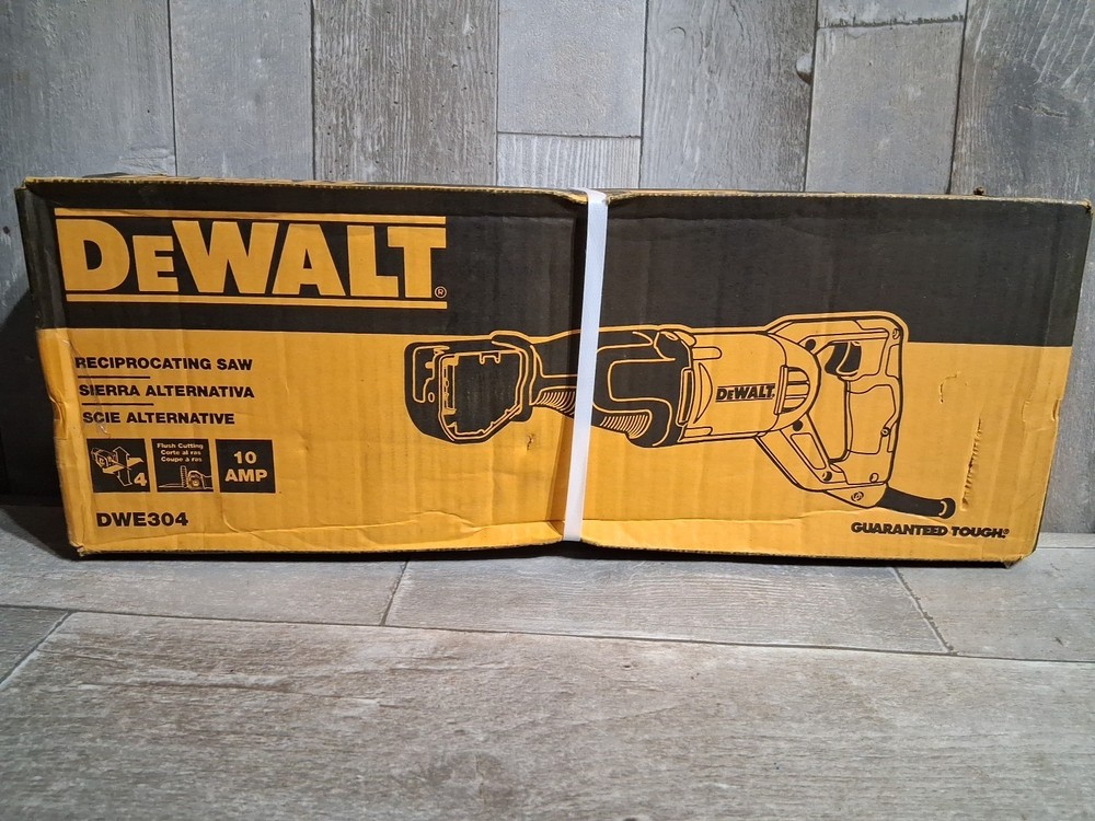 New In Box Dewalt DWE304 Reciprocating Saw 10 Amp Corded (Sierra Alternativa)