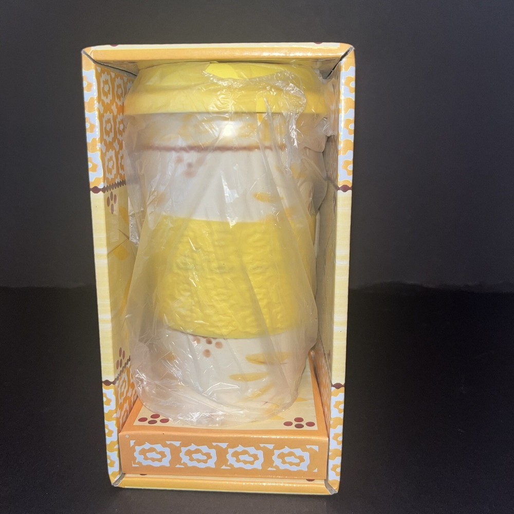 NEW Temptations Old World Patten 16 oz Ceramic Travel Coffee Mug with Lid Yellow