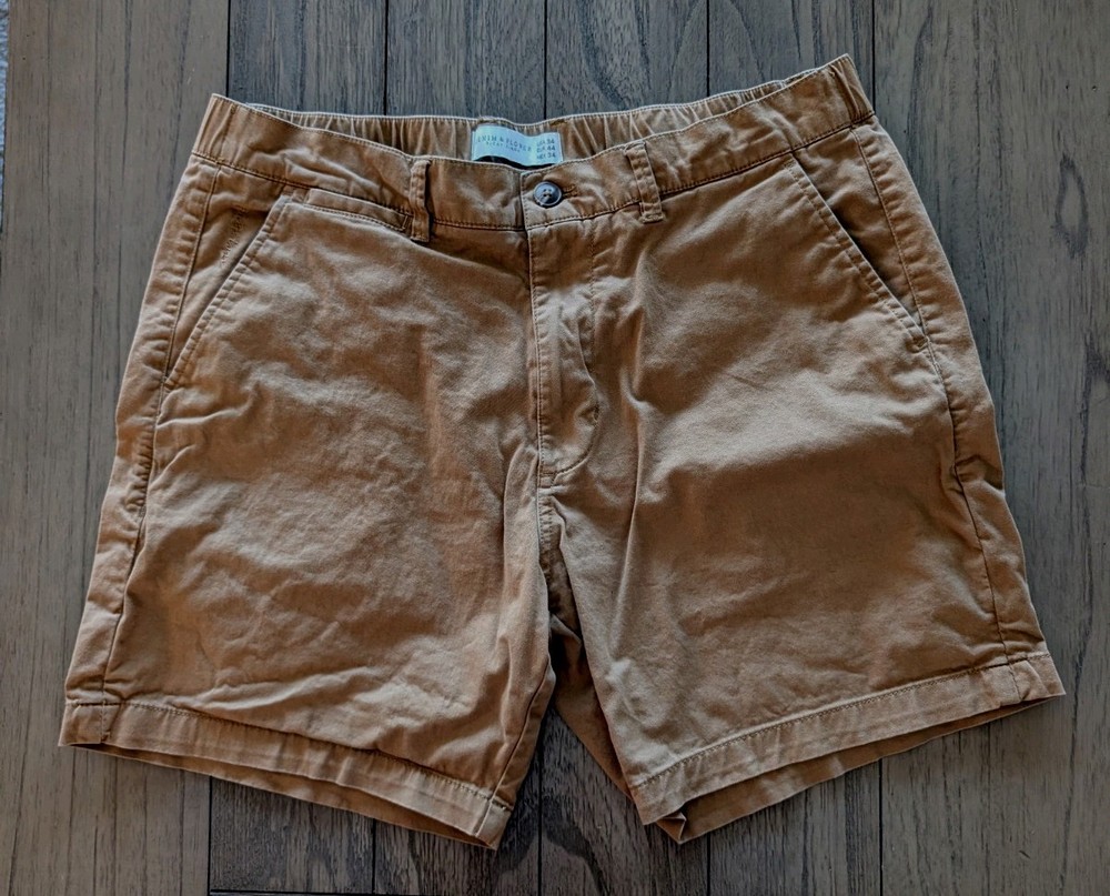 Denim Flower Ricky Singh Men's Shorts Size 34 Khakis Flat Front