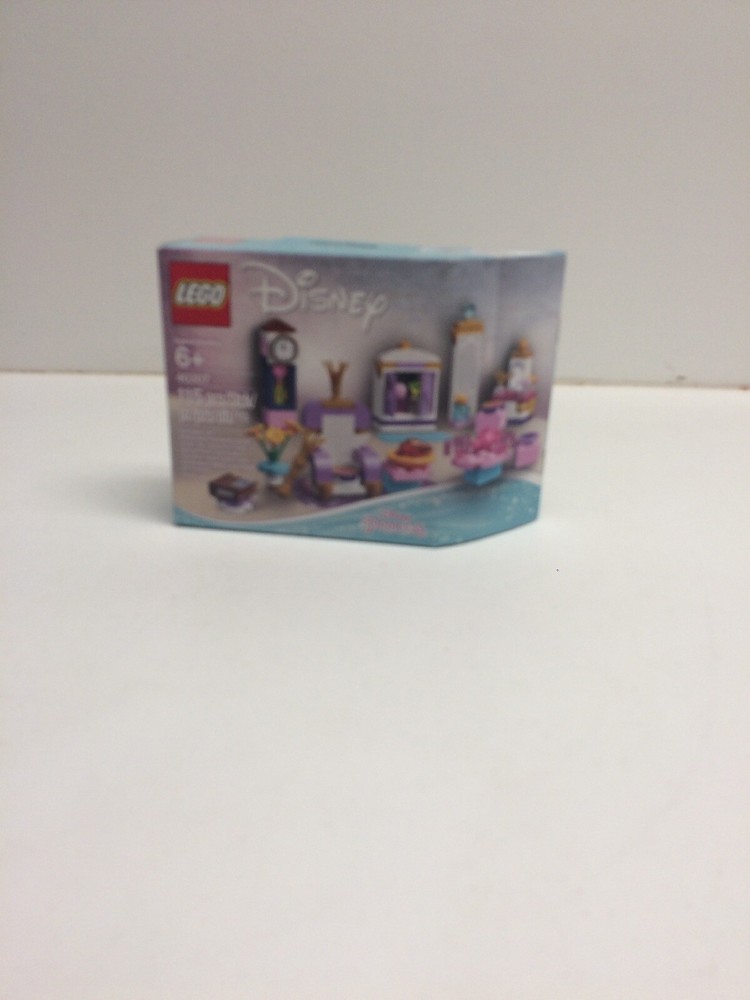 LEGO Disney: Arendelle Castle Celebration (41068)