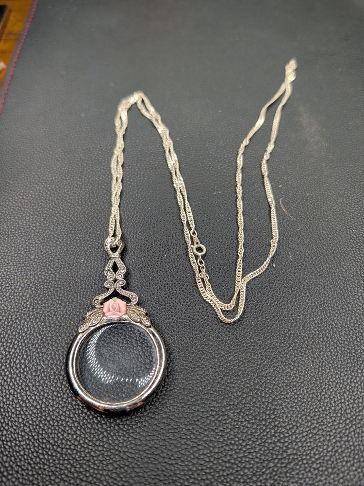 Vintage Silver Magnifying Glass Pendant Necklace