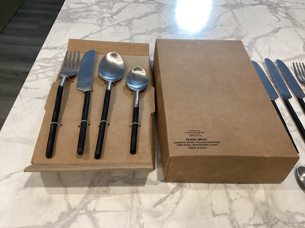 32 Pc. Venus Impex Black Oxidized Wavy Style Handle Stainless Flatware Serving 8