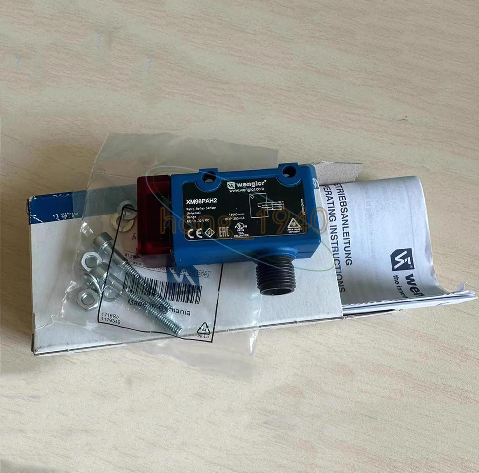 1PCS New Wenglor XM98PAH2 sensor