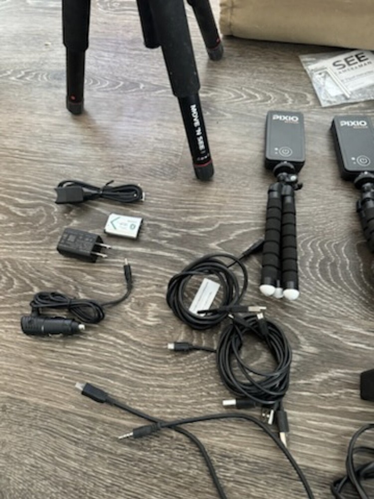 Pixio Robot Cameraman System with Sony Handycam HDR-CX405 Auto Tracking