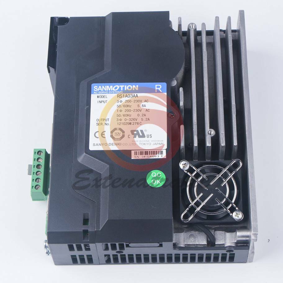 New 1pcs SANYO RS1A03AA Servo Drives