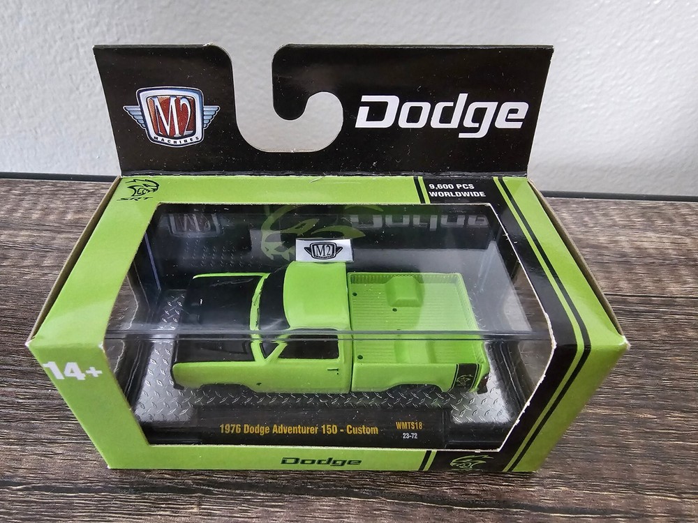 M2 Machines 1:64 Diecast 1976 Dodge Adventurer 150 Custom