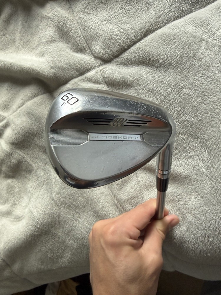 titleist vokey wedgeworks 60* 04* T grind kbs tour c taper 130x shaft
