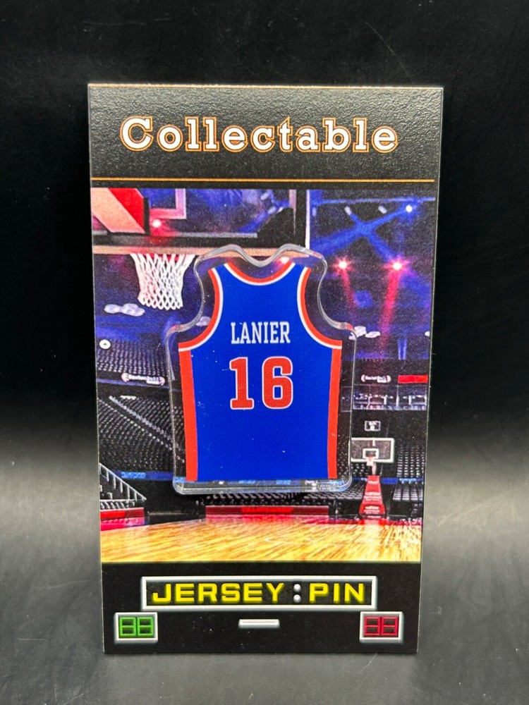 Detroit Pistons Bob Lanier jersey lapel pin-Classic RETRO Collectable