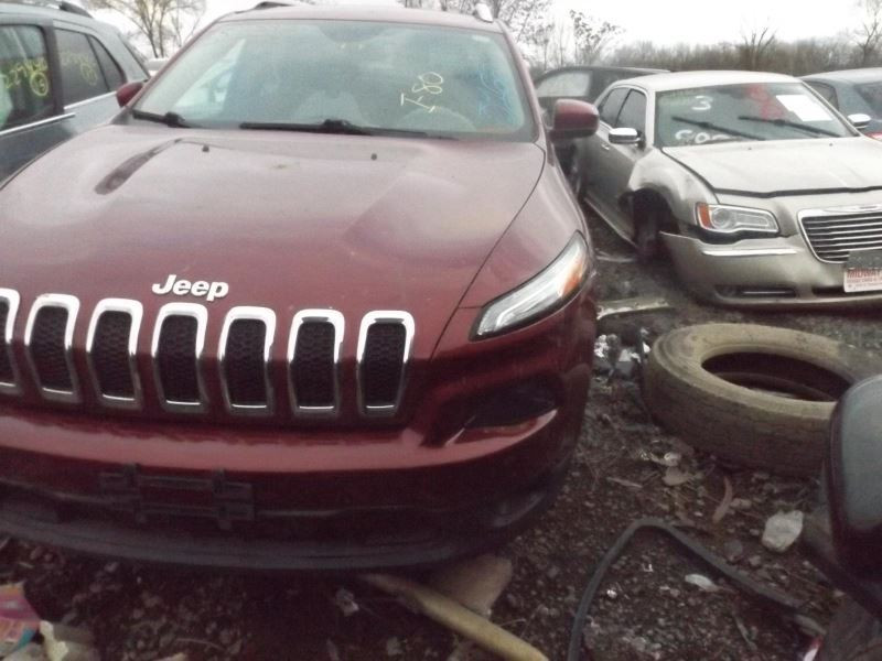 Passenger Tail Light Quarter Panel Mounted LED Fits 14-18 CHEROKEE 1276678