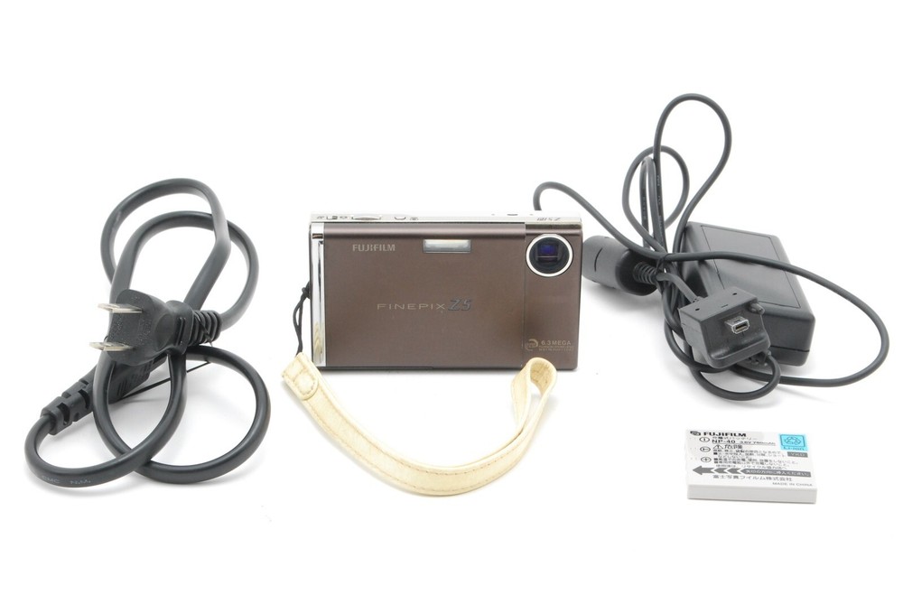 [NEAR MINT]Fujifilm FinePix Z5fd 6.3MP 6.2x Digital Camera from JAPAN