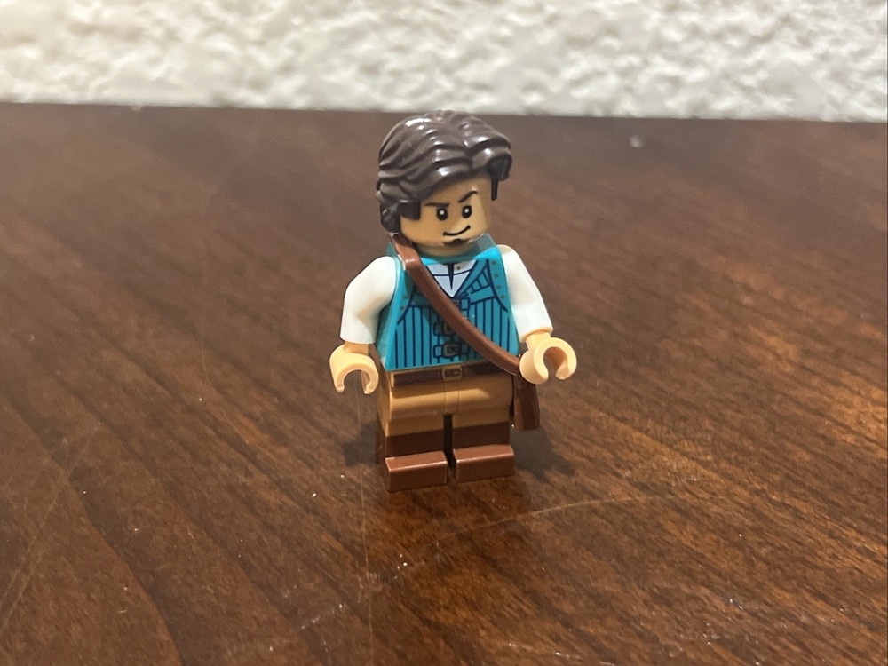 LEGO Disney Castle 43222 Minifigure Flynn Rider Dis137