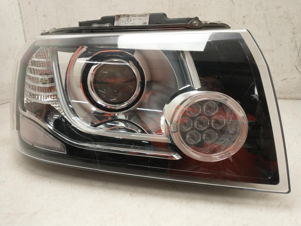 2014 LAND ROVER FREELANDER O/S Drivers Right Front Headlight Headlamp LR039792
