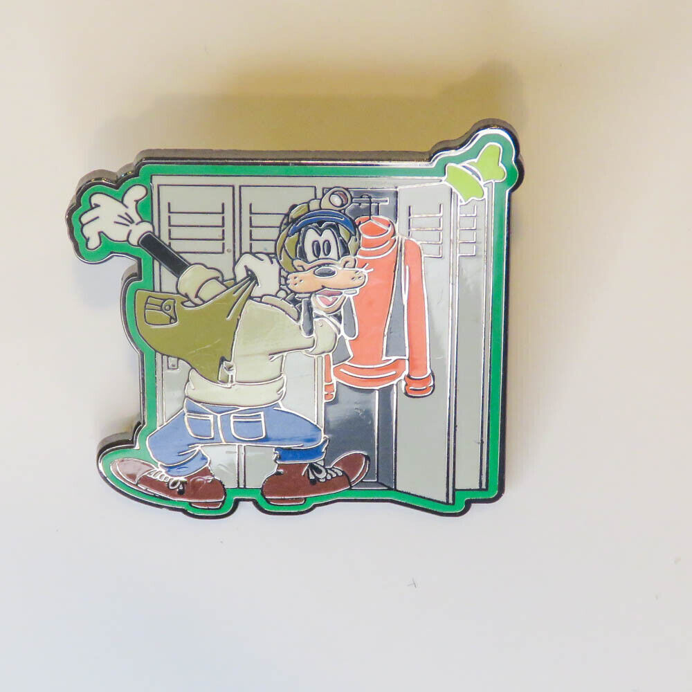 Disney WDW  Goofy  Pin Party  Backstage Pass   Cast Pin