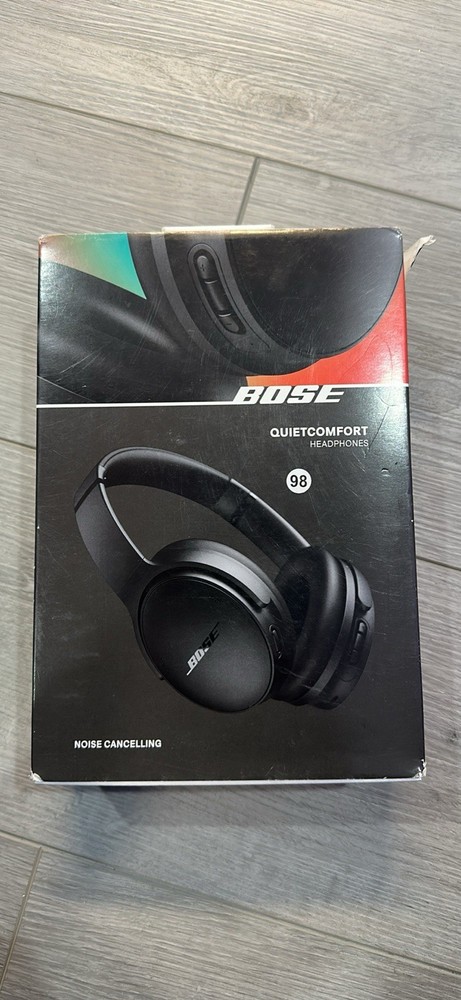 Bose QuietComfort Ultra Wireless Noise Cancelling Headphones in Black