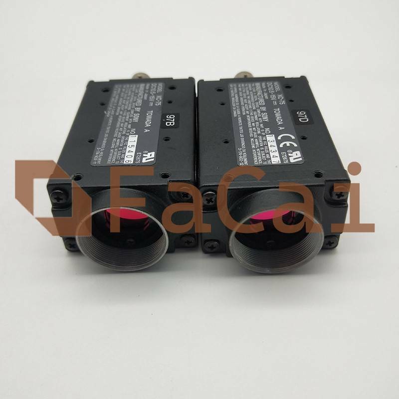 1PCS Sony XC-75 CCD industrial Camera NEW Open box