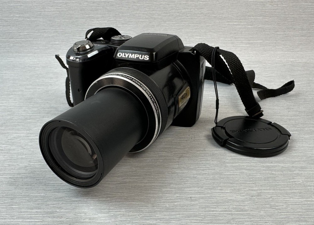 Olympus SP-820UZ 14MP HD Camera with 40x Optical Zoom