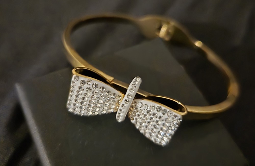 Women's  stainless steel bracelet