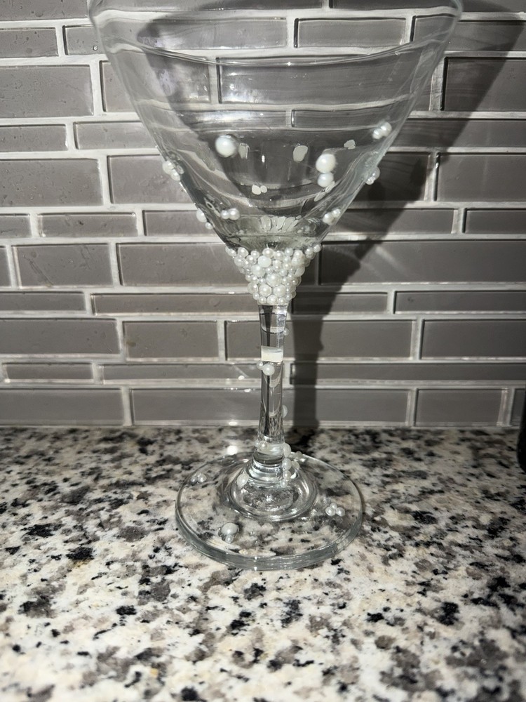 Decorative Clear Glass Martini Glass with Pearl Accents and Glossy Finish