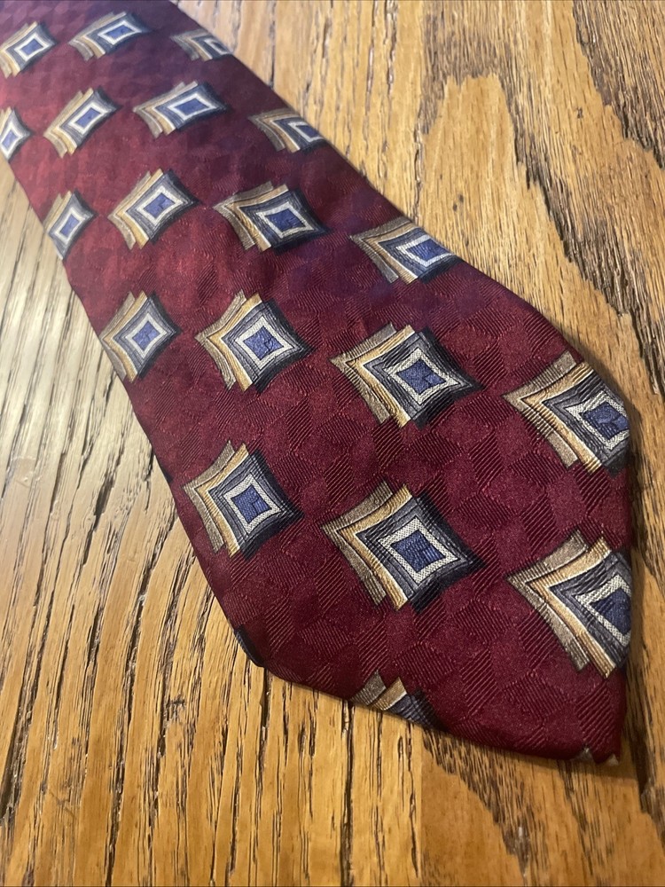 Vintage EUC J.Z. Richards For Von Maur USA Hand Made Silk Tie Necktie Geometric