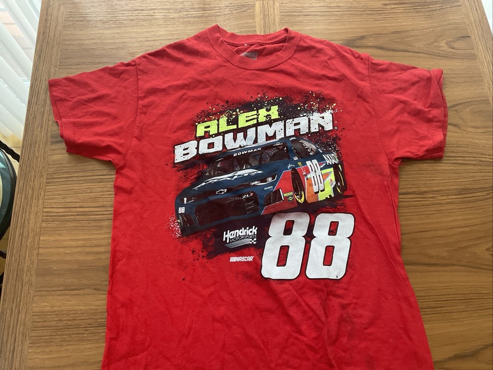 Red Alex Bowman 88 Tshirt Unisex Medium