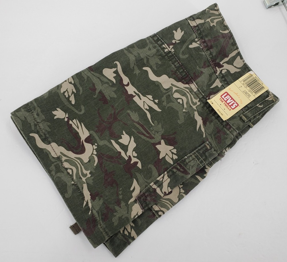 Levi's Camo Tab Twills Denim Skirt Junior's Size 7 Brand New Cute