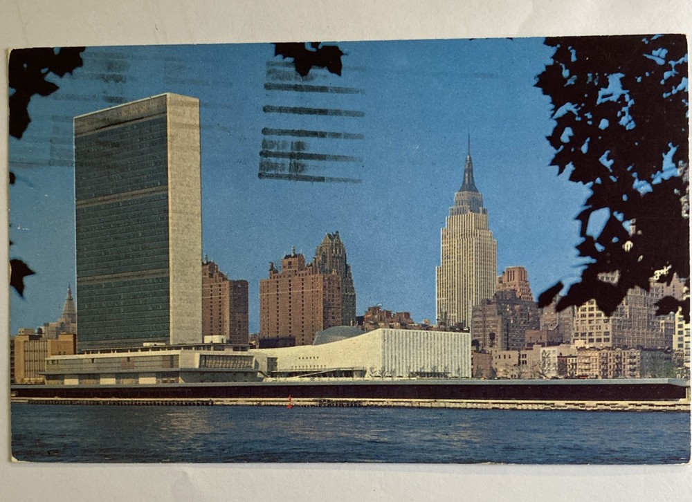 1954 United Nations New York Post Card