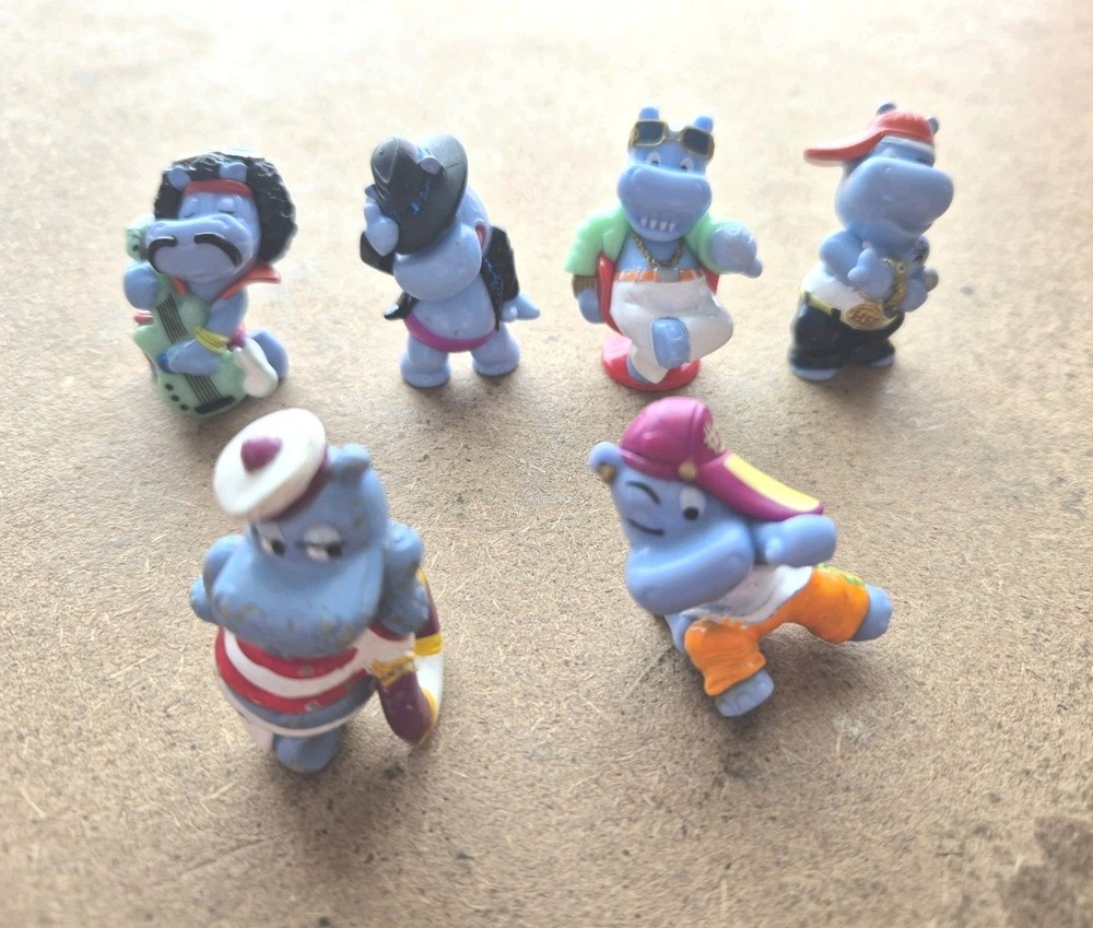 Kinder Surprise. 6 x Vintage Happy Hippos Talent Show/ Holiday figures lot B.