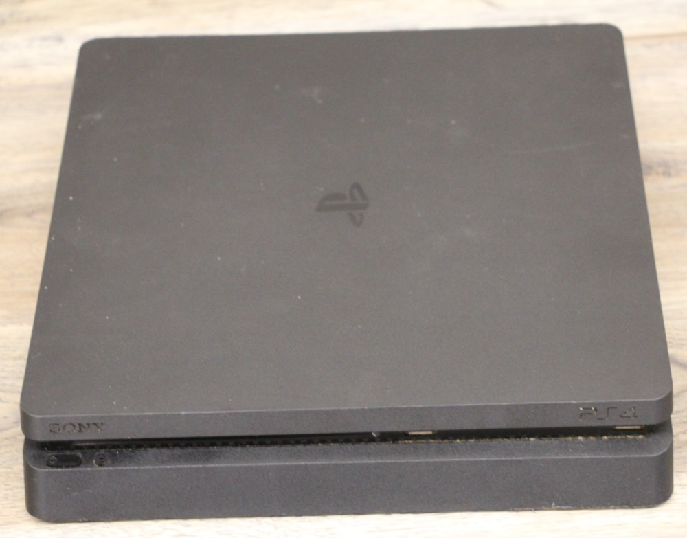 Sony PlayStation 4 Slim CUH-2215B Console Only NO HDD FOR PARTS/REPAIR