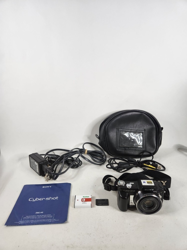 Sony Cyber-shot DSC-H3 8.1 MP Digital Camera - Silver