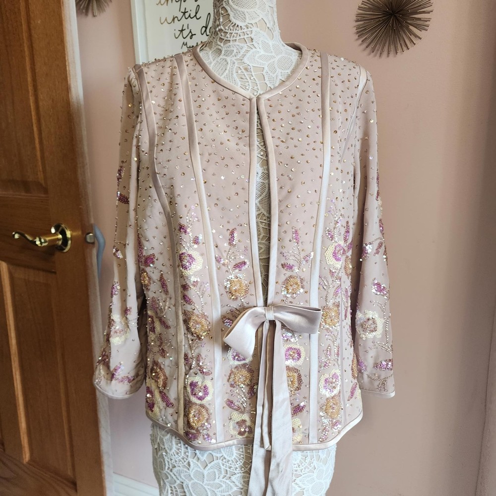 Beautiful Alyce Designs tan sequin bling dressy blazer vintage beautiful  20