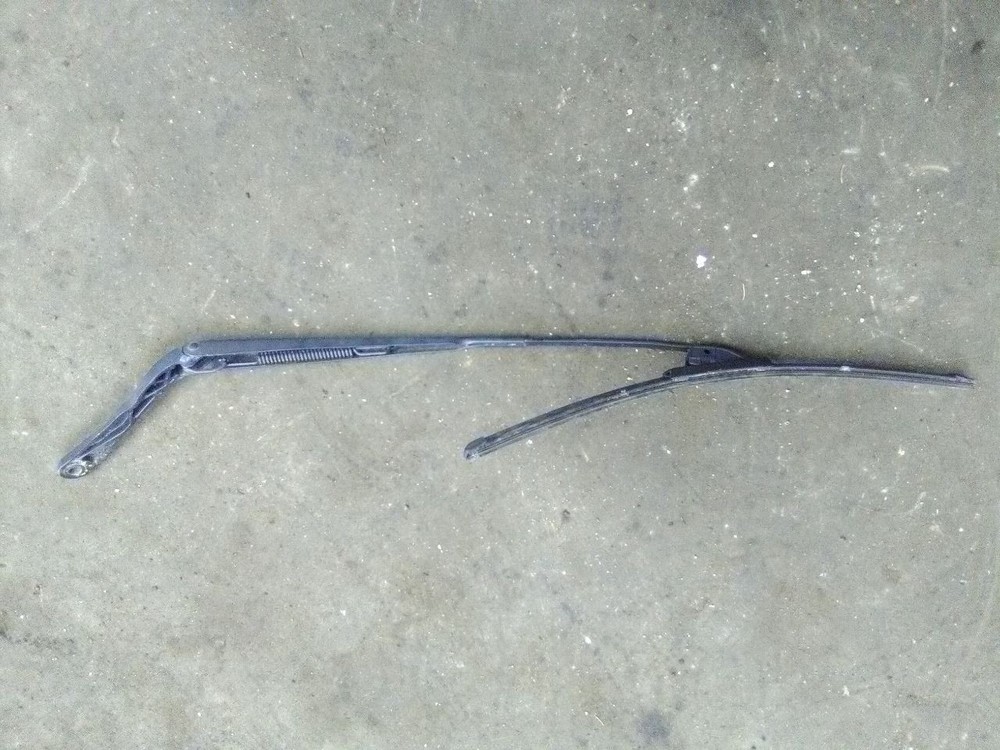 2015 Dodge Promaster 2500 Left Driver Front Wiper Arm