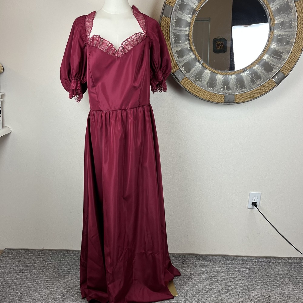 Vintage 70s Puff Sleeve Lace Maxi Dress for Formal Prom Bridesmaid