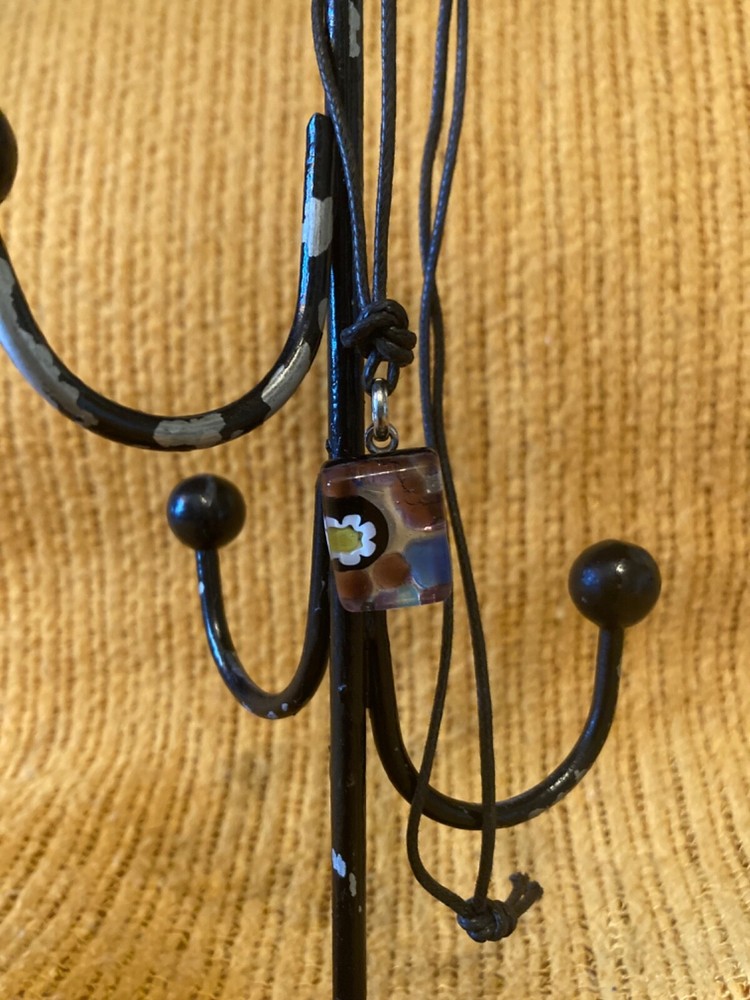 Art Glass Daisy Flower Abstract Bead Cord Necklace, Made In Italy, 15 in