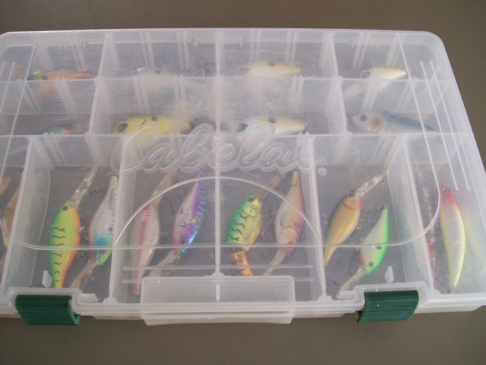 20 Crankbaits in a Cabela`s utility tackle  box, mostly Berkley