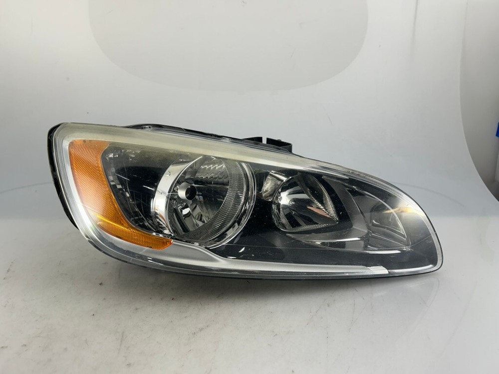OEM 2014-2018 Volvo S60 V60 Right Passenger Halogen Headlight