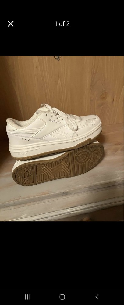 Women's White Reebok Shoes Size 10