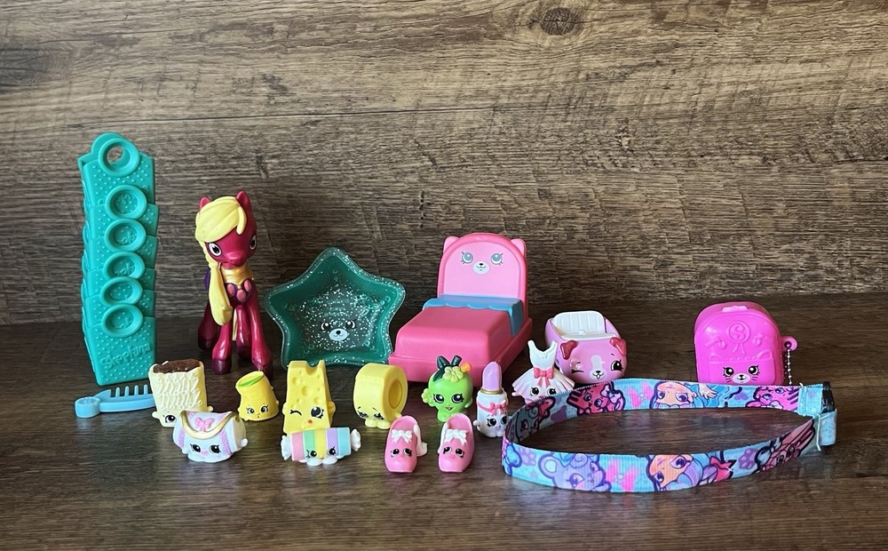 Shopkins LOT Green Baskets Ruby Pony Cutie Car Keychain Backpack Little Figures