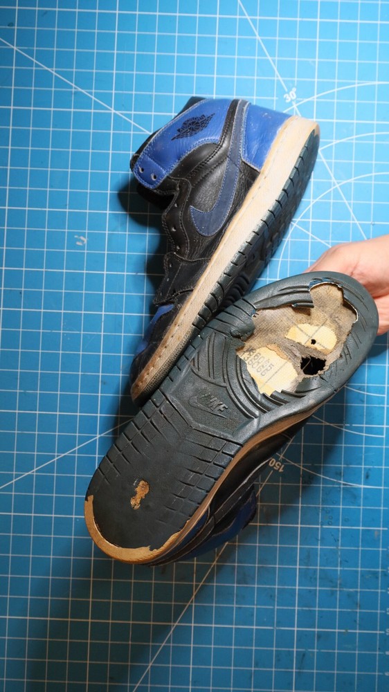 Air Jordan 1 Retro 2001 Royal Limited Size 11 Restored & Resoled  