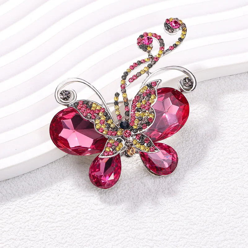 Vintage Crystal Butterfly Brooch Bag Hat Clothes Accessory  Animal Insect Pins