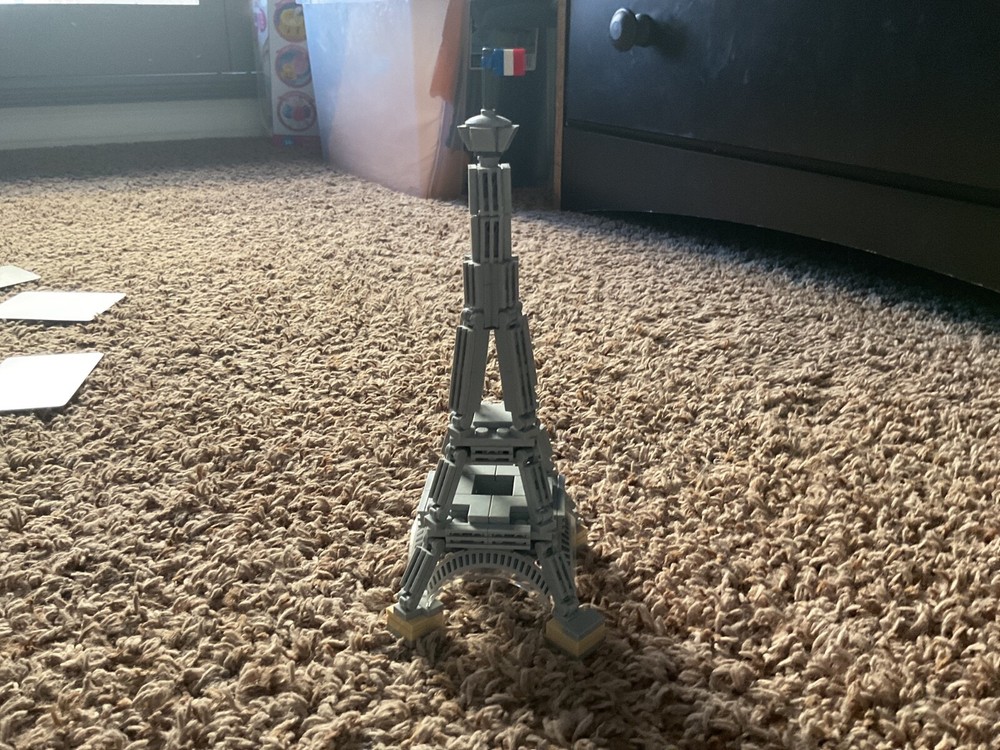 Lego Effiel tower (handmade)
