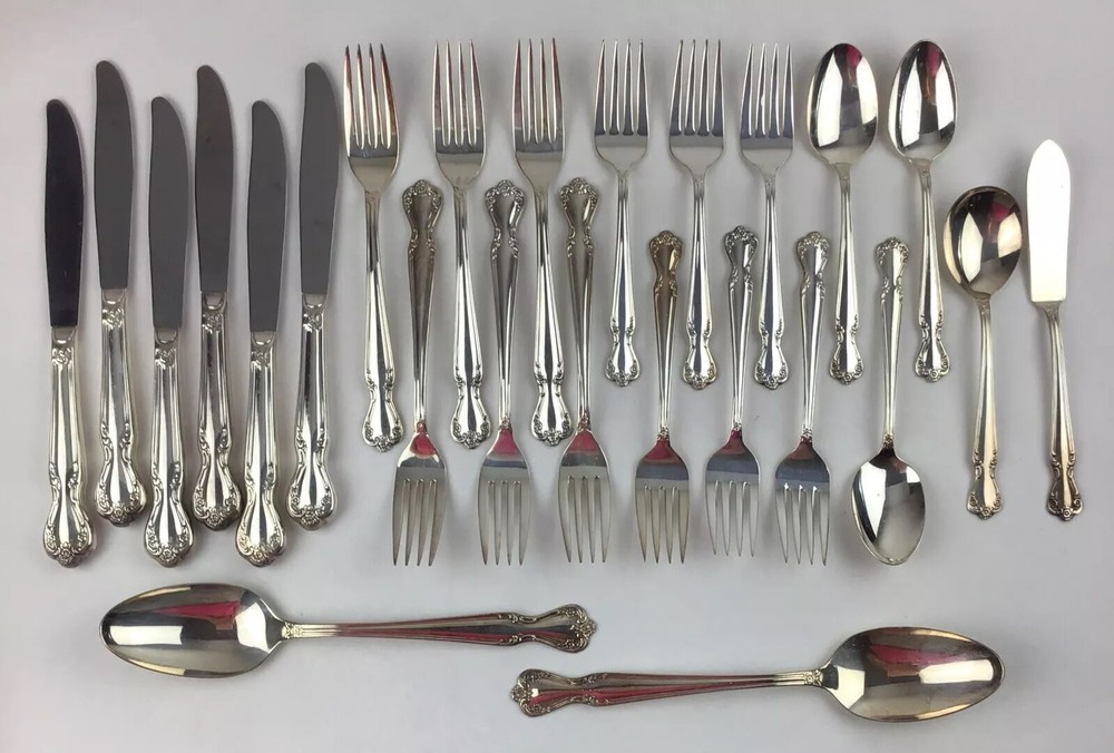 Rogers Bros IS Reinforced Plate Daybreak Elegant Flatware 24 Pcs Forks Spoons